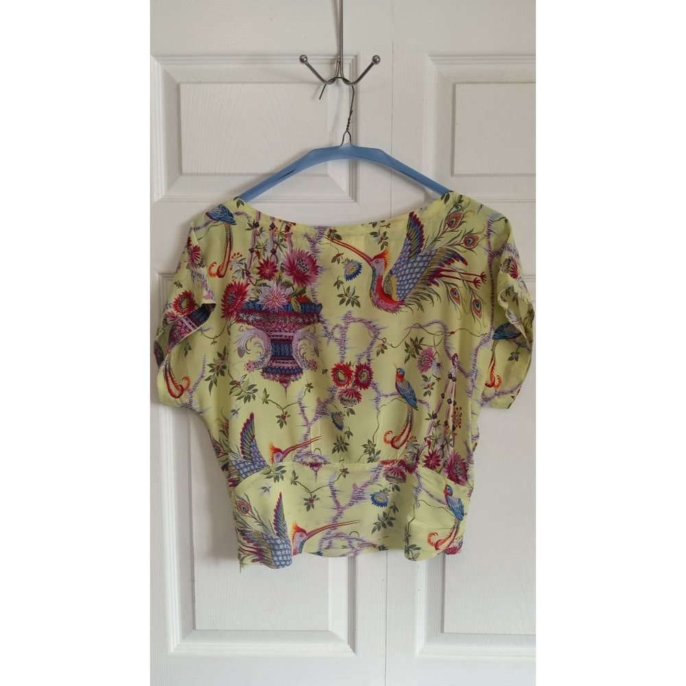 Maeve by Anthropologie 100% Silk Green peacock print blouse